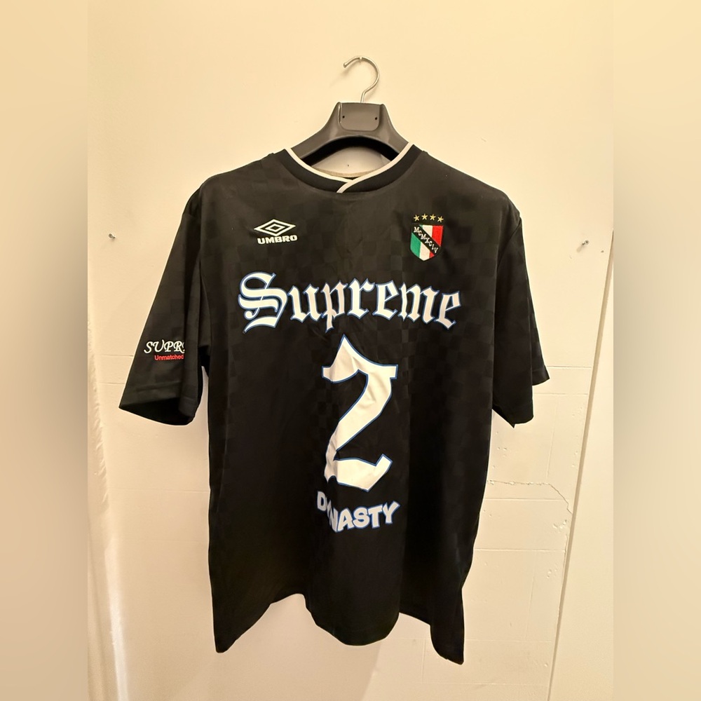 Umbro Supreme Black Men's Jersey